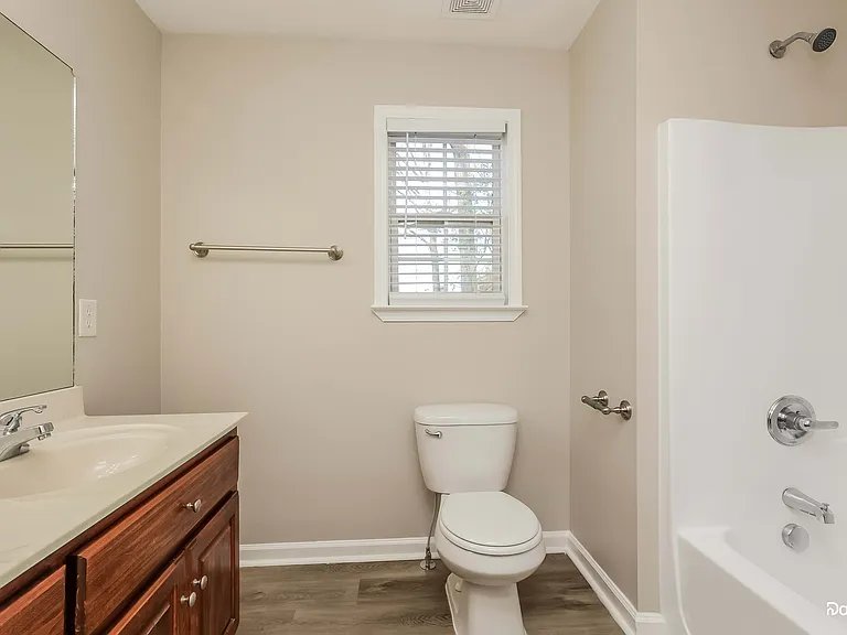 112 McKinley Dr — Photo 14