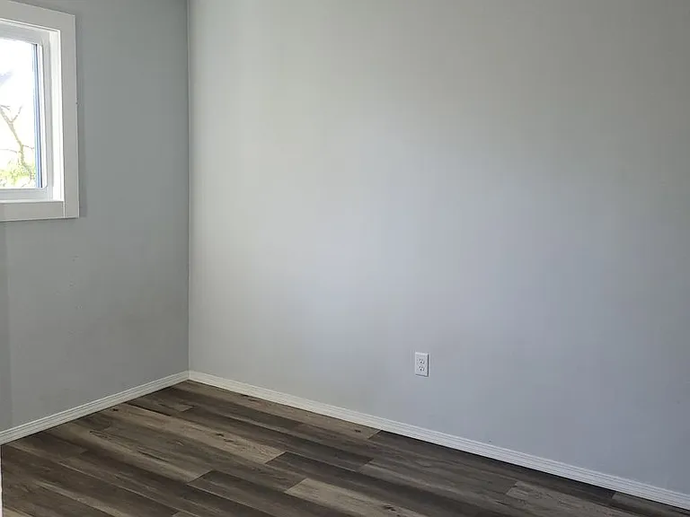 210 Walnut St #6 — Photo 4