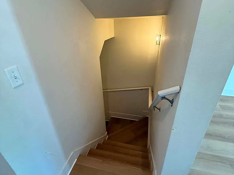 4224 Pasadena Pl NE — Photo 17