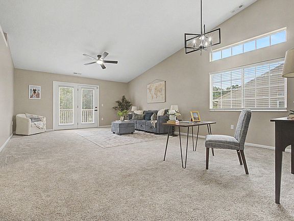 5th image of 2448 Hickory Glen Ln