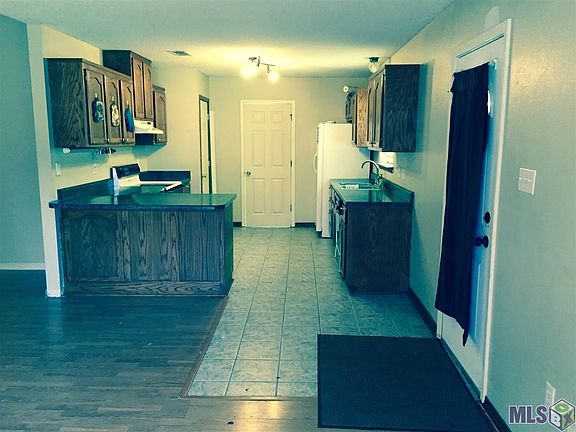 2nd image of 16278 Oakridge Dr