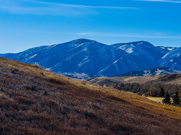 4th image of 6 Black Mountain Dr