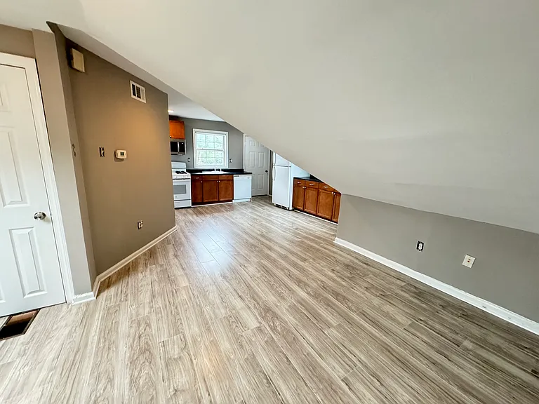 512 Chapel St #3 — Photo 7