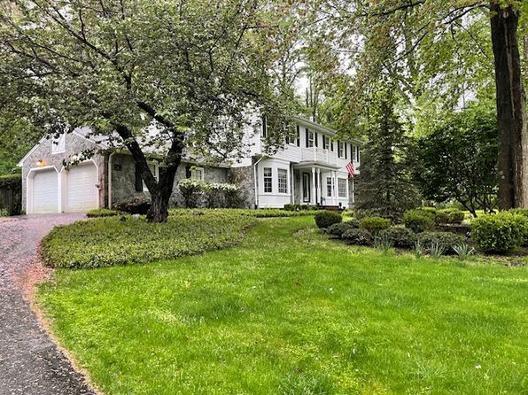 16 Knollwood Rd