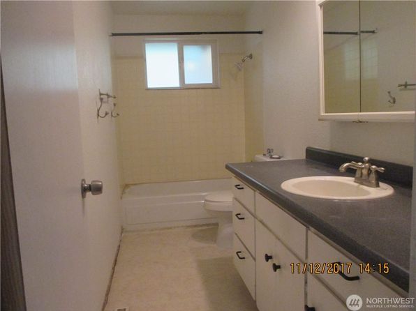 5402 47th Ave E, Tacoma, WA 98443