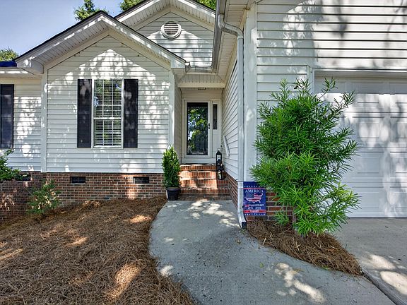 2nd image of 316 Hunters Ridge Dr