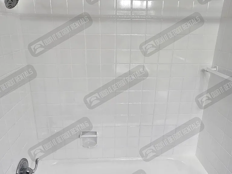 7331 W Outer Dr — Photo 27