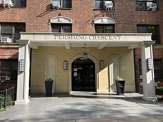 141-30 Pershing Crescent, #4N