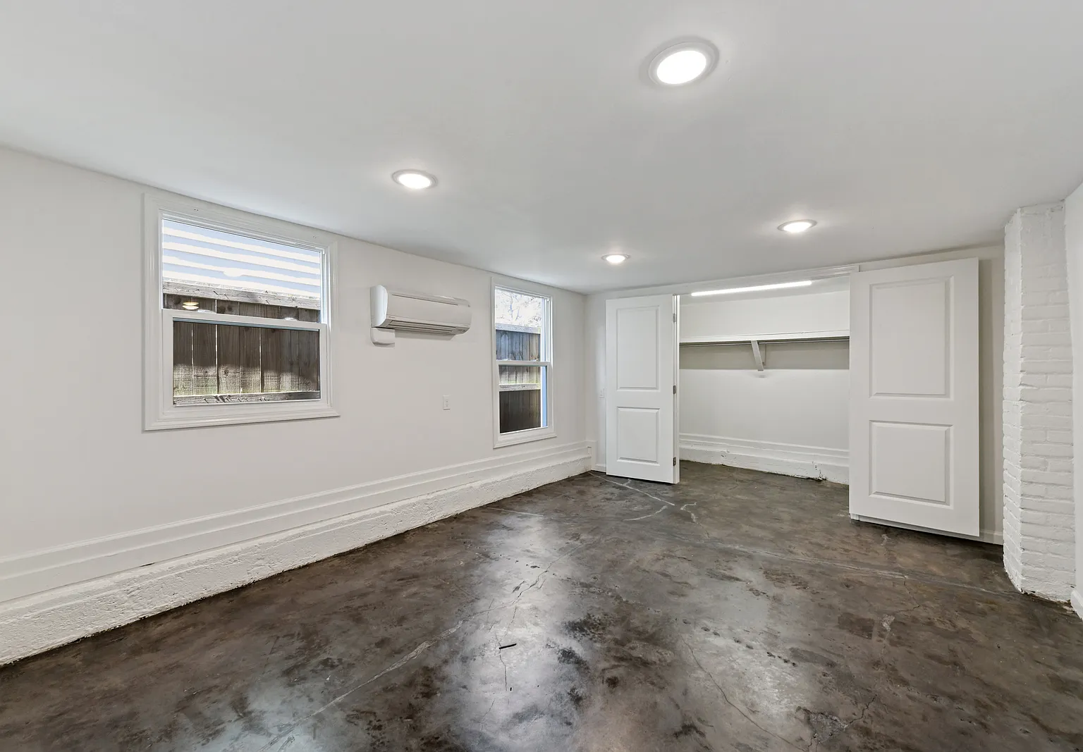 2 bed, 1100 sqft, $1,200 — Photo 4