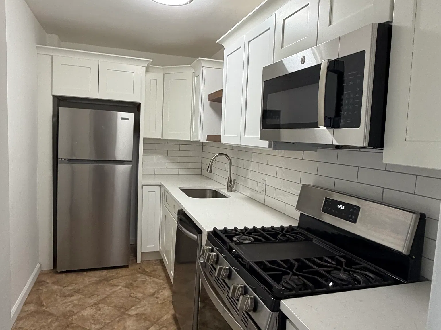 1 bed, 800 sqft, $2,250 — Photo 4