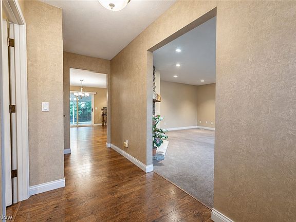 5th image of 38158 Strumbly Pl
