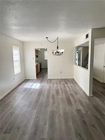 3717 Canterbury Ln — Photo 5
