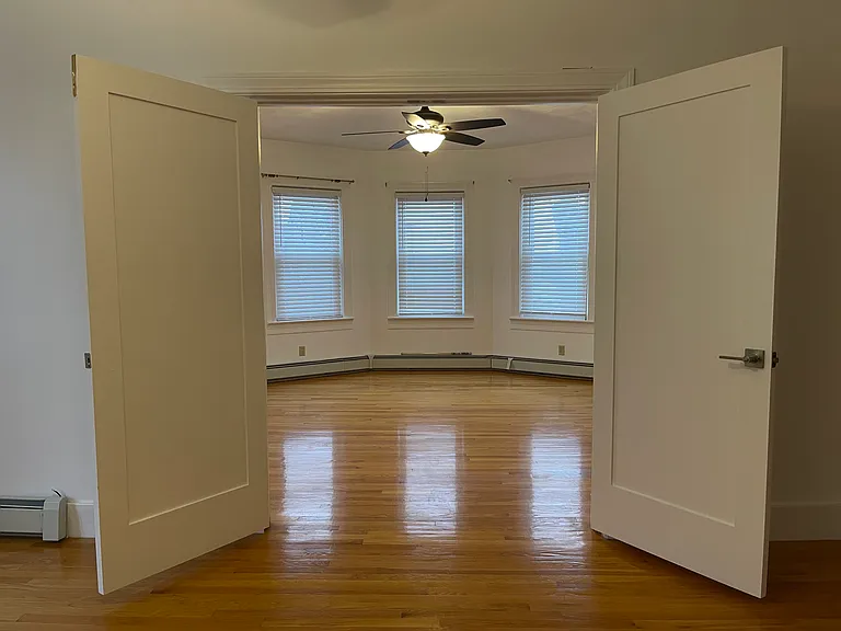 145 Chapin Ave #2 — Photo 8