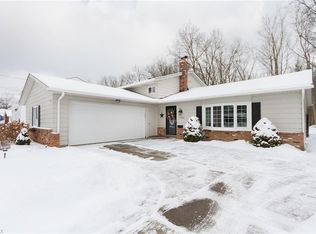 27955 Southern Ave, North Olmsted, OH 44070