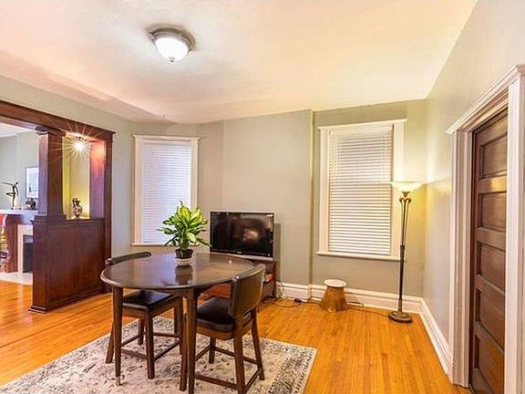 3rd image of 3834 Juniata St #1