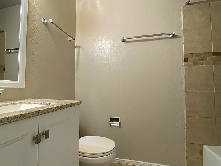 6435 Pizarro St — Photo 5