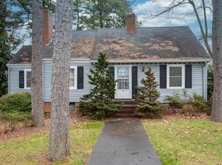 4 8th Ave NW, Hickory, NC 28601