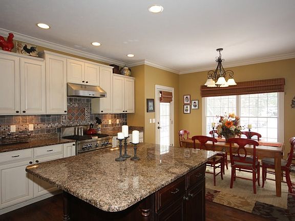 5th image of 5724 W Forestwood Dr