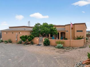 4013 Huron Dr NE, Rio Rancho, NM 87144