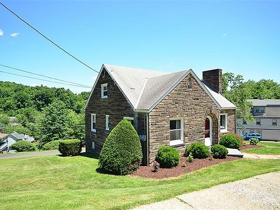 2nd image of 301 Kohler Ave