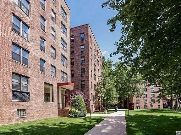 4th image of 150-40 71st Ave APT 4
