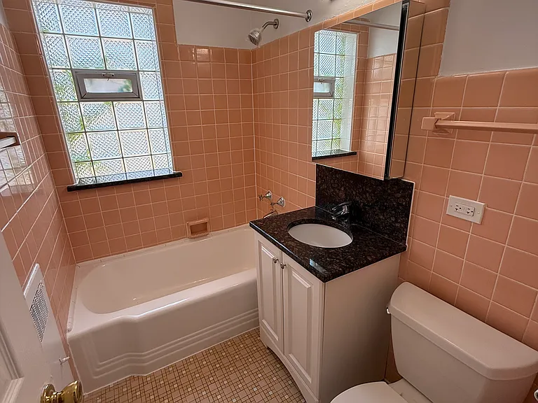 1526 N Harlem Ave #3W — Photo 7