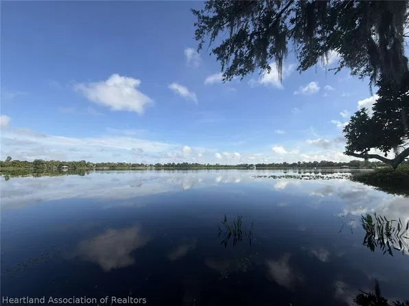 4058 Camp Shore Dr, Sebring, FL 33875