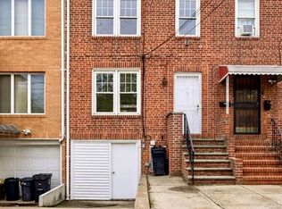 6916 Fresh Meadow Ln, Fresh Meadows, NY 11365