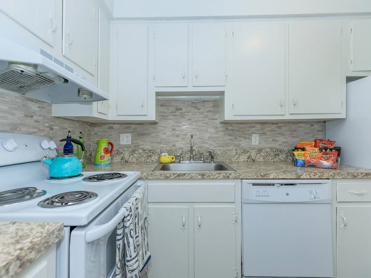 Woodcliff Estates — Photo 4