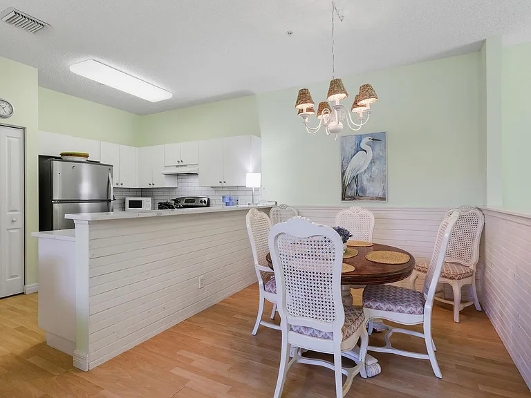 114 Lighthouse Cir #J — Photo 5
