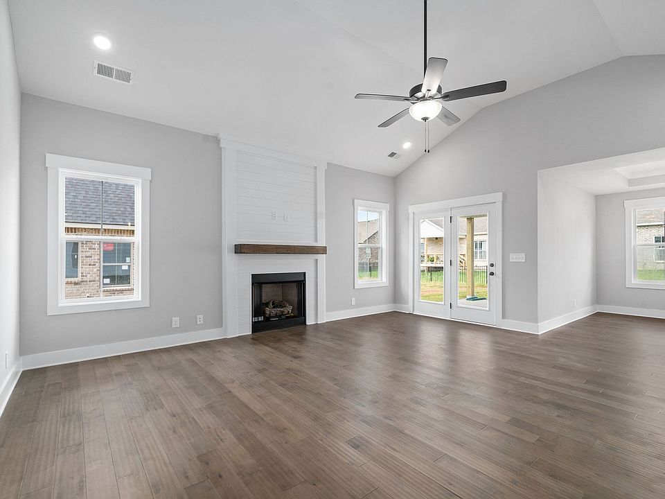 1st image of 406 Moses Dr Lot 40