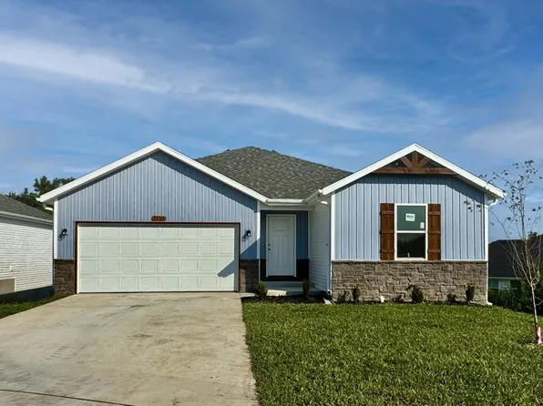 1133 E Habersham Street, Republic, MO 65738