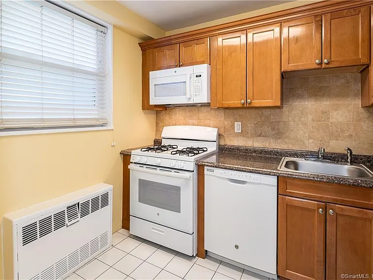 444 Bedford St #5G — Photo 7