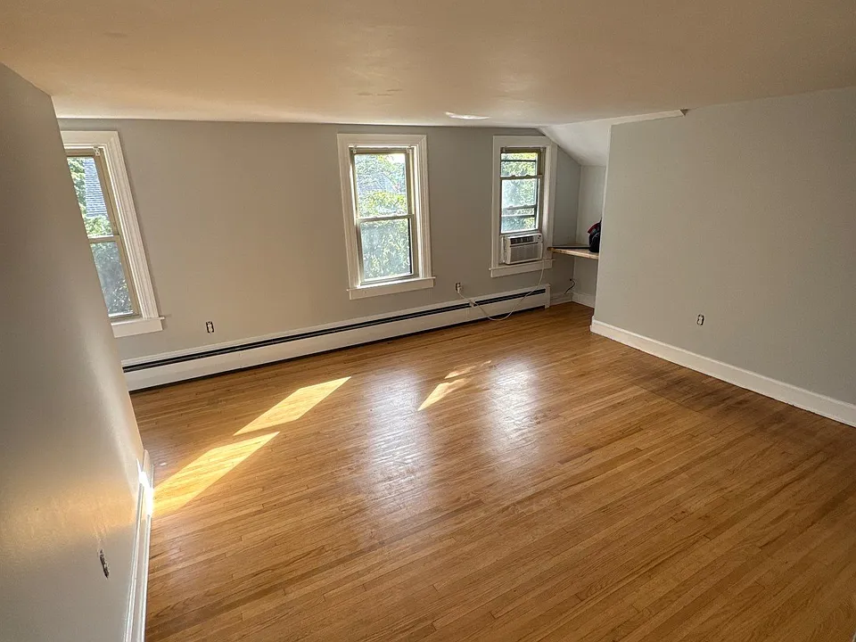 27 Old Barnstable Rd #B