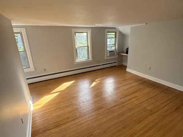 27 Old Barnstable Rd Unit B, East Falmouth, MA 02536