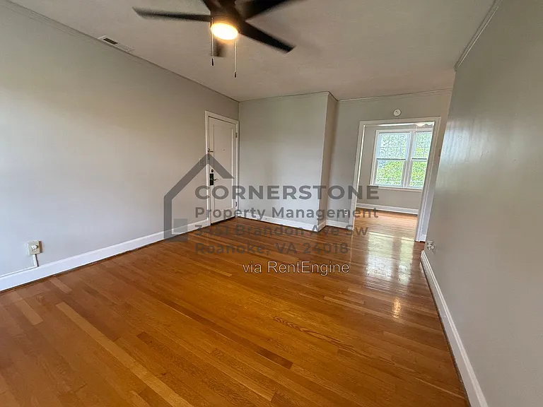 353 Highland Ave SW #3 — Photo 7