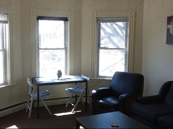 4th image of 40 Billings St #3