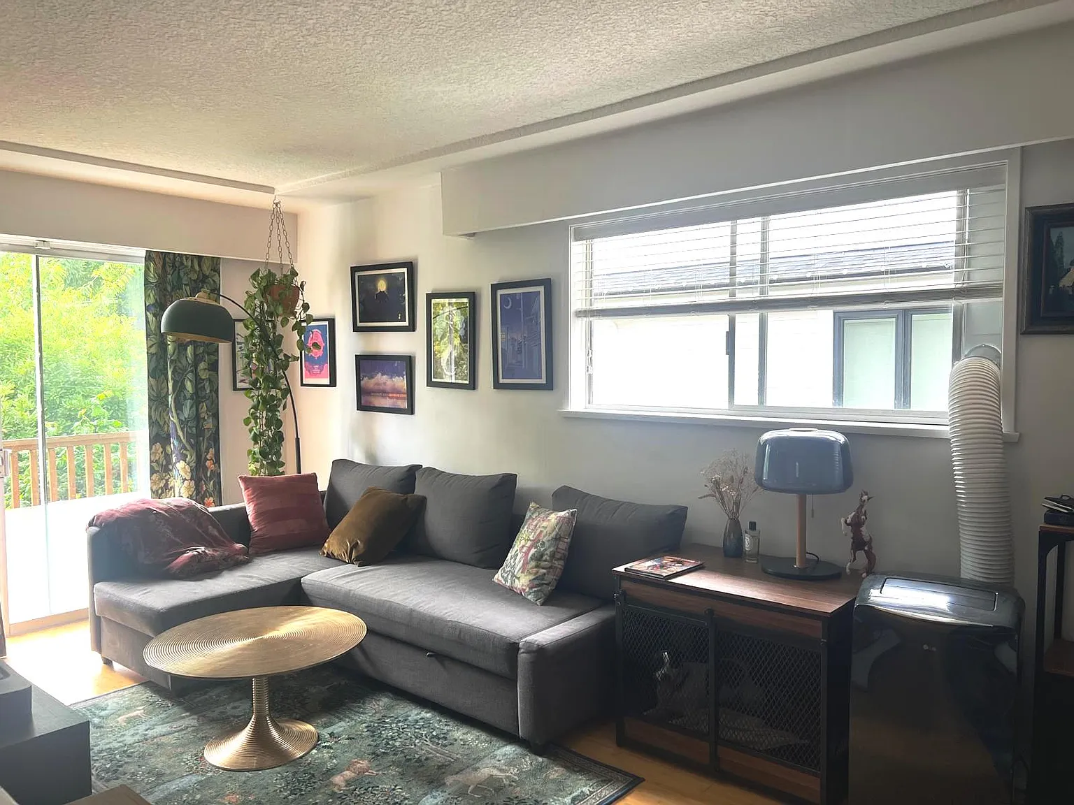 2129 William Street — Photo 2