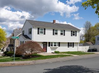 8 Sandra Rd, Peabody, MA 01960