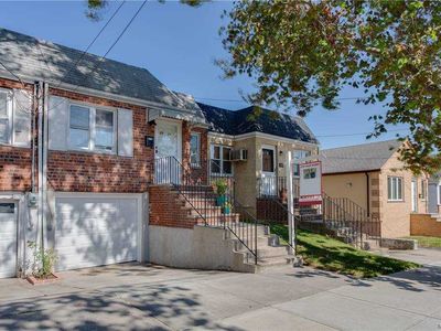 7311 69th Ave, Middle Village, NY, 11379