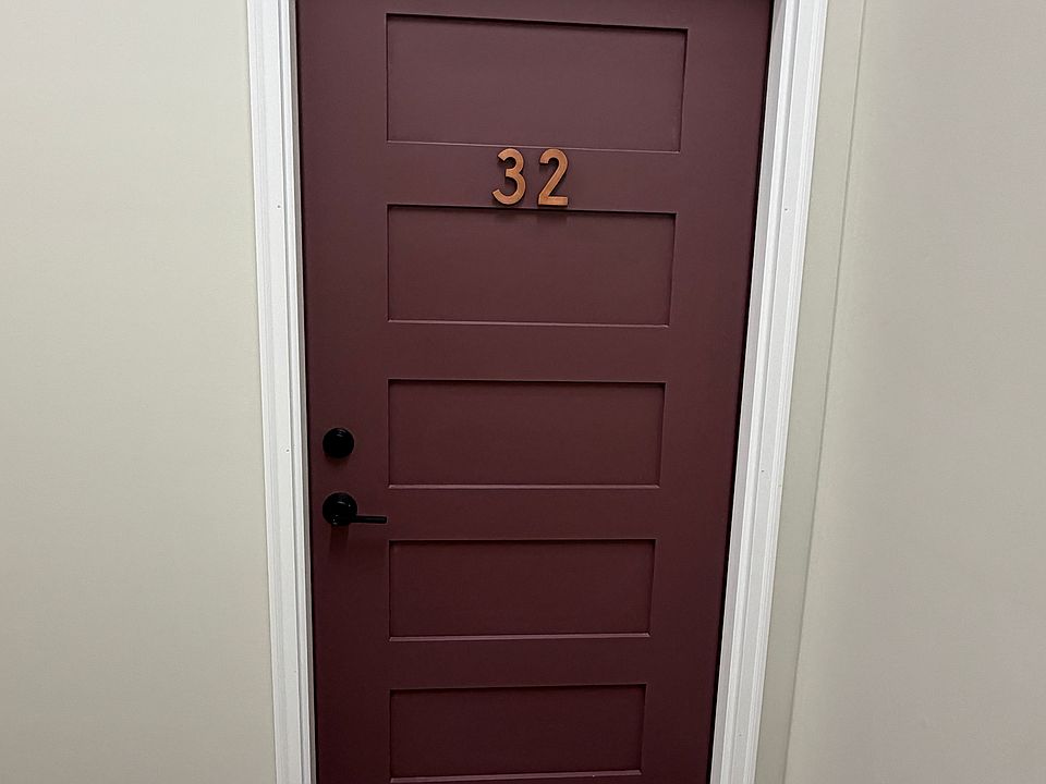 1st image of 321 Garrison St #32
