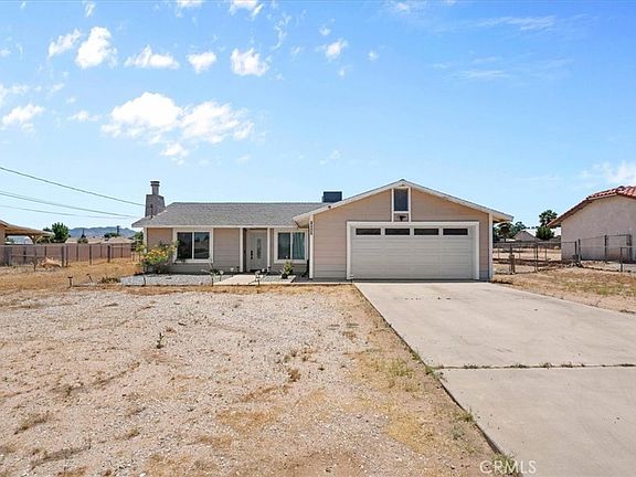 2nd image of 18047 Yucca St