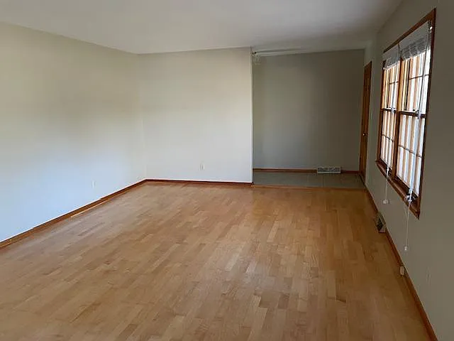 2224 Golf Club Ln — Photo 5
