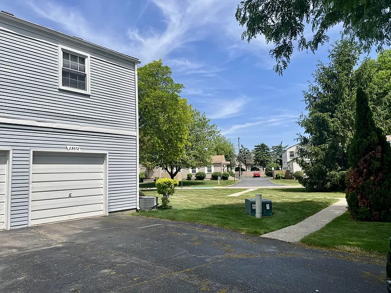 Private direct-access garage