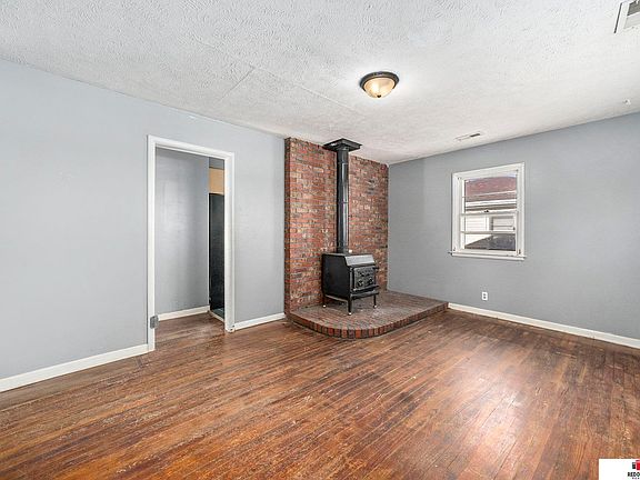 4th image of 1009 N 46th St