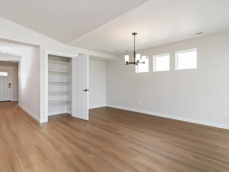 1761 E Hadler St — Photo 14