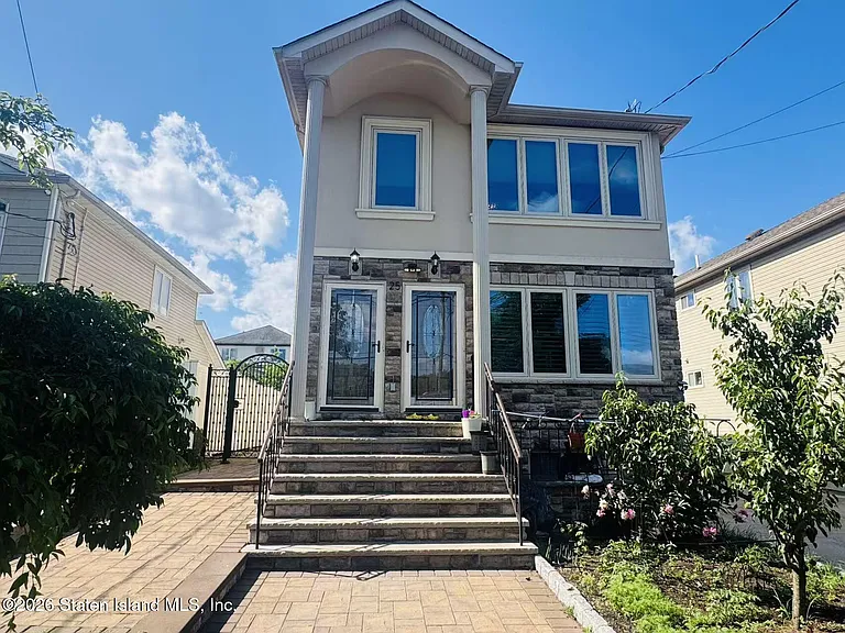 25 Summit Pl — Photo 1
