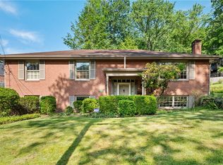 201 Forest Hills Rd, Pittsburgh, PA 15221