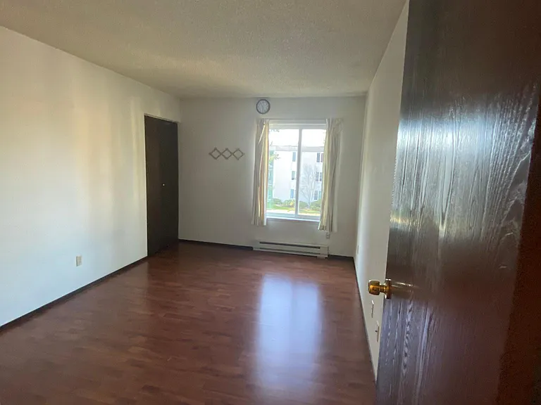 14640 NE 32nd St #D21 — Photo 9