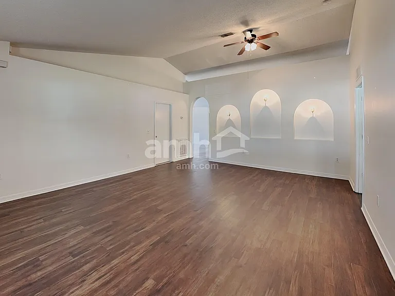 5528 Cougar Park Ct — Photo 9